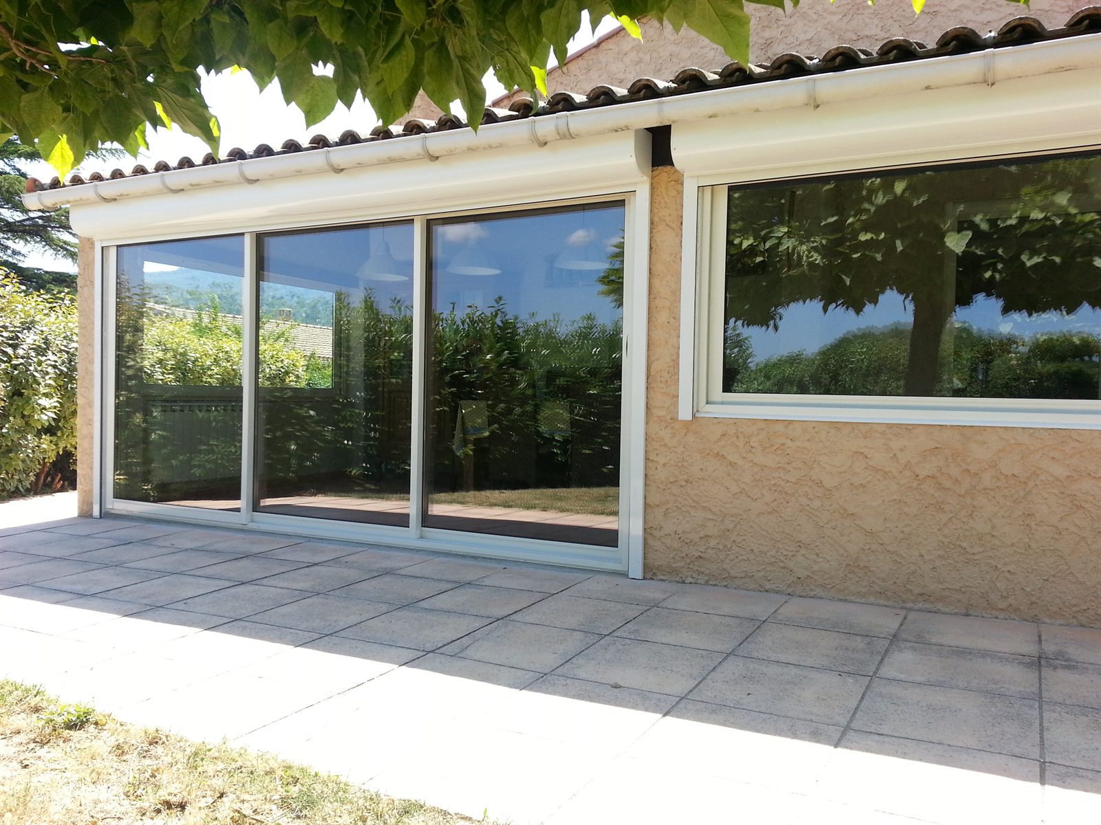 Baies vitrées aluminium extérieur